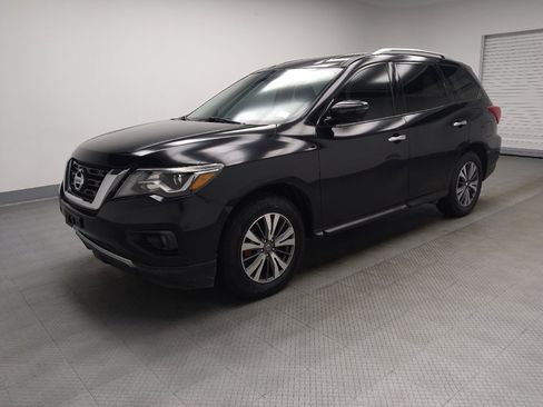Used 2020 Nissan Pathfinder SL AWD/4WD image 2