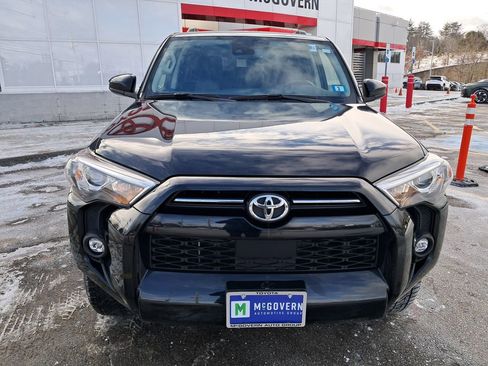Used 2022 Toyota 4Runner SR5 image 7