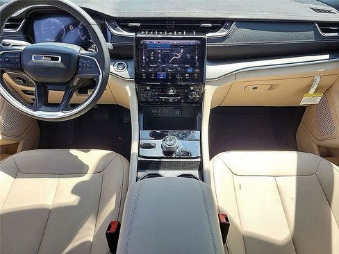 New 2024 Jeep Grand Cherokee L Limited AWD/4WD image 15