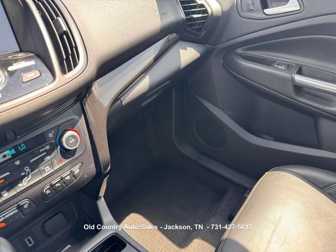 Used 2018 Ford Escape Titanium w/ Ford Safe & Smart Package AWD/4WD image 38