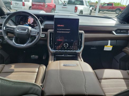 New 2026 GMC Yukon Denali Ultimate AWD/4WD image 11