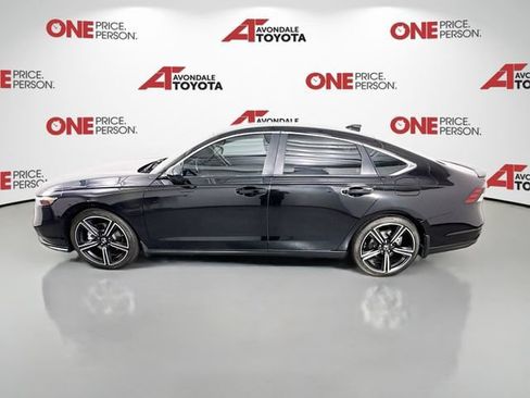 Used 2025 Honda Accord Sport image 4
