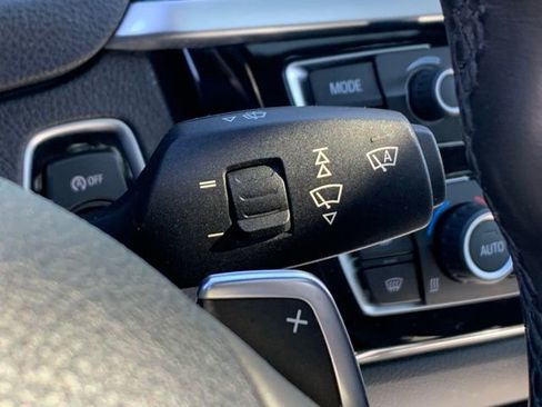 Used 2017 BMW 340i xDrive Sedan image 36