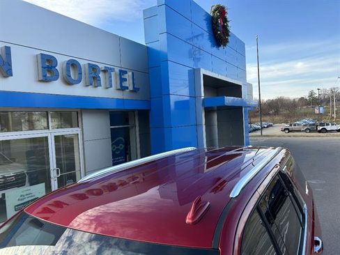 Certified 2024 Chevrolet Tahoe High Country image 9