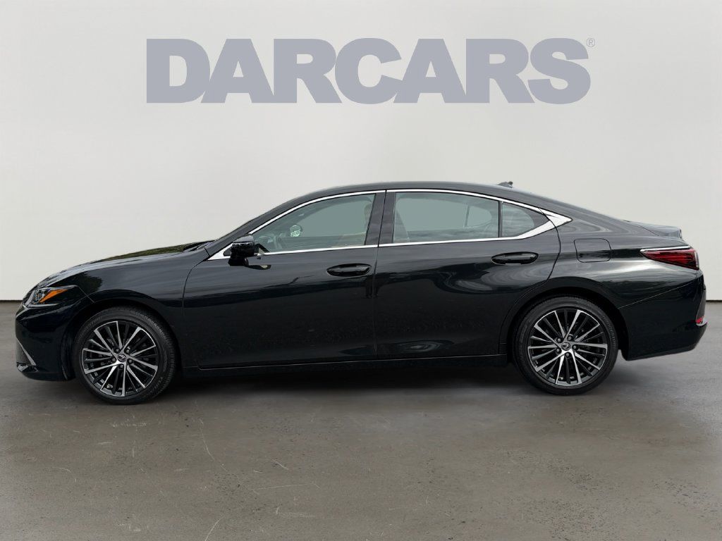 Certified 2024 Lexus ES 350 w/ Premium Package FWD image 3