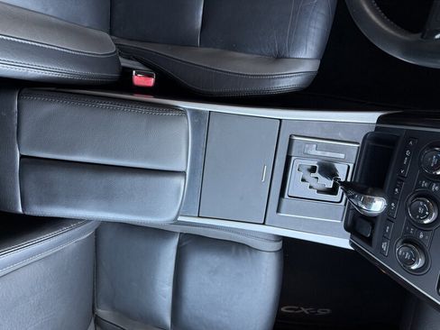 Used 2012 MAZDA CX-9 Grand Touring w/ Moonroof & Bose Audio Pkg image 29