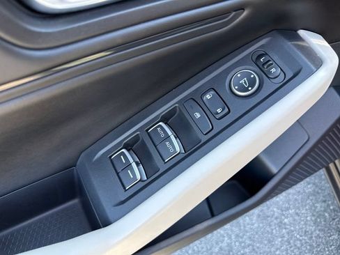 Used 2023 Honda Accord EX image 10