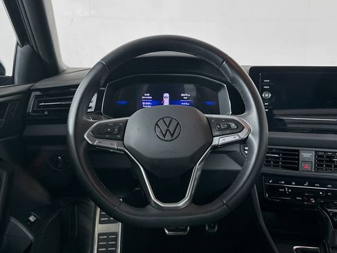 Used 2025 Volkswagen Jetta Sport FWD image 18