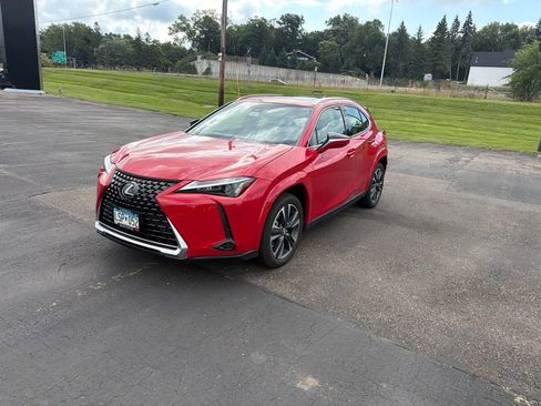 Used 2024 Lexus UX 250h AWD w/ Premium Package image 6