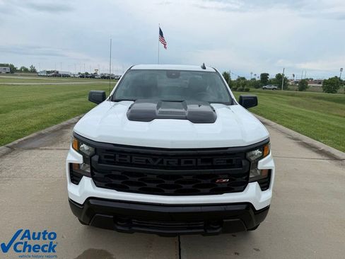 Used 2026 Chevrolet Silverado 1500 Custom Trail Boss w/ Turbomax Blackout Package AWD/4WD image 10