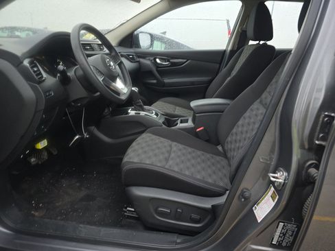 Used 2019 Nissan Rogue Sport SV image 5