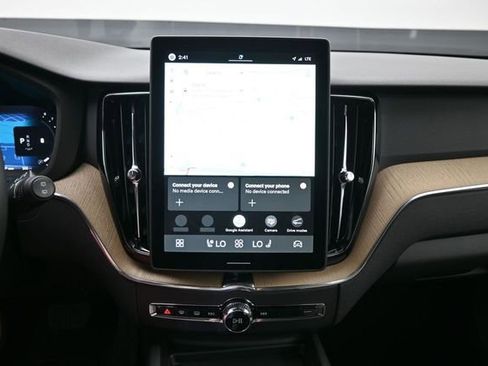 New 2026 Volvo XC60 B5 Plus w/ Protection Package Premier AWD/4WD image 14