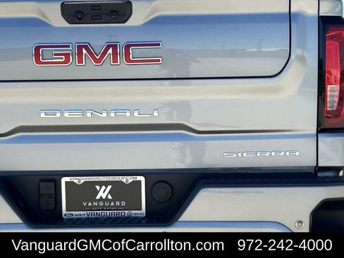 Used 2026 GMC Sierra 1500 Denali AWD/4WD image 8