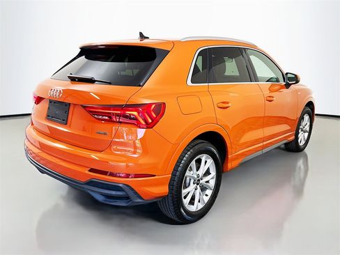 Used 2023 Audi Q3 2.0T Premium w/ Convenience Package image 7