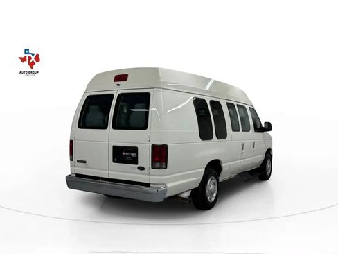 Used 2014 Ford E-150 and Econoline 150 Extended image 6