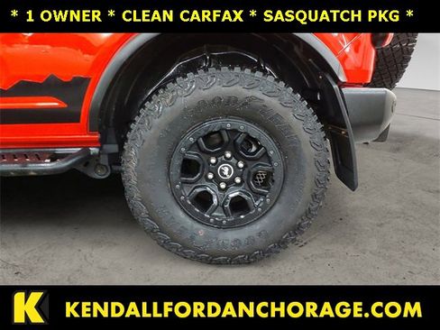 Used 2023 Ford Bronco Wildtrak image 14