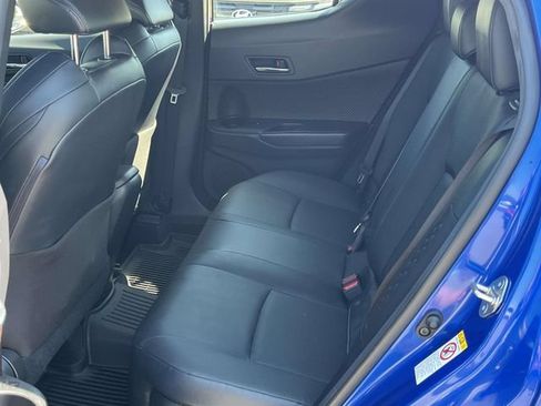 Used 2019 Toyota C-HR Limited FWD image 15