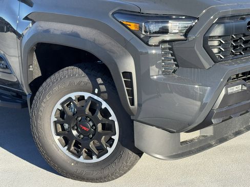 New 2025 Toyota Tacoma TRD Off-Road image 10