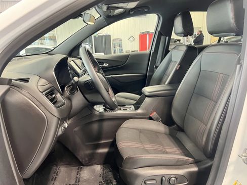 Used 2024 Chevrolet Equinox RS AWD/4WD image 12