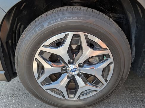 Used 2024 Subaru Forester Premium AWD/4WD image 15