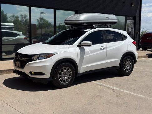Used 2016 Honda HR-V EX image 18