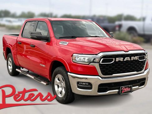 Used 2025 RAM 1500 Lone Star AWD/4WD image 1