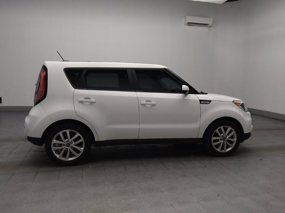 Used 2019 Kia Soul + FWD image 10