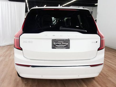 Certified 2026 Volvo XC90 B6 Plus AWD/4WD image 3
