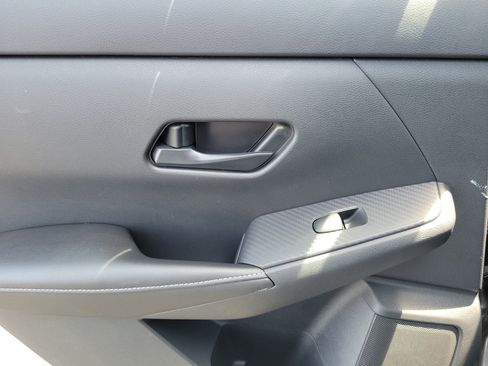 Certified 2024 Nissan Sentra S FWD image 12