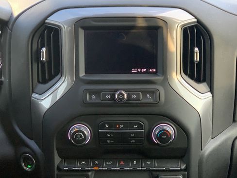 Used 2022 Chevrolet Silverado 1500 Custom image 31