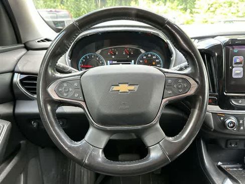 Used 2019 Chevrolet Traverse Premier w/ LPO, Blackout Package AWD/4WD image 8