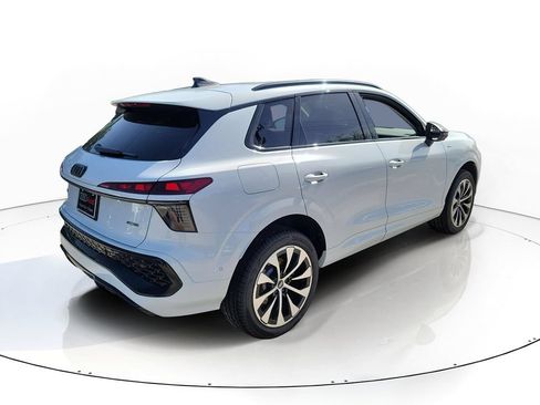 New 2026 Audi Q3 quattro 2.0T AWD/4WD image 4