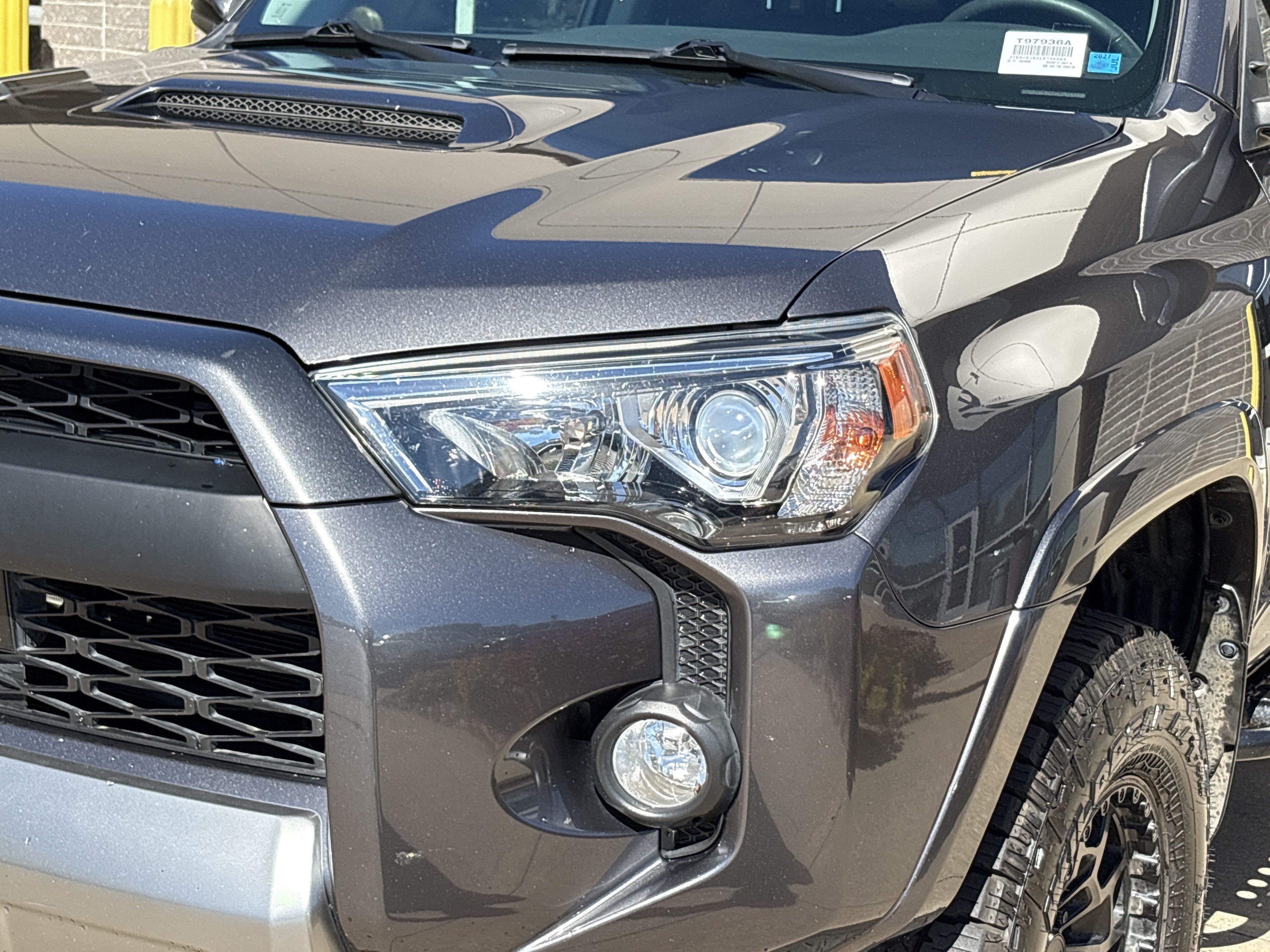Used 2020 Toyota 4Runner TRD Off-Road Premium w/ Moonroof Package AWD/4WD image 6