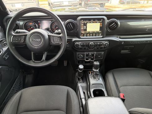 Used 2020 Jeep Wrangler Unlimited Sport AWD/4WD image 11