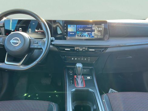 Used 2025 Nissan Kicks SR image 15