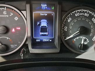 Used 2018 Toyota Tacoma TRD Off-Road video 2