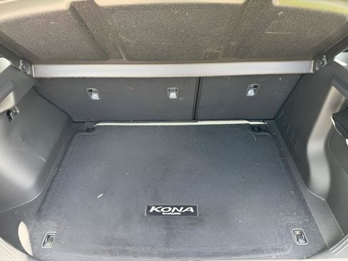 Used 2023 Hyundai Kona SE AWD/4WD image 11