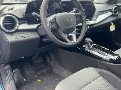 New 2026 Chevrolet Trax LT image 11