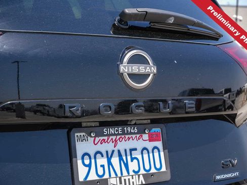 Used 2023 Nissan Rogue SV w/ SV Premium B Package FWD image 9