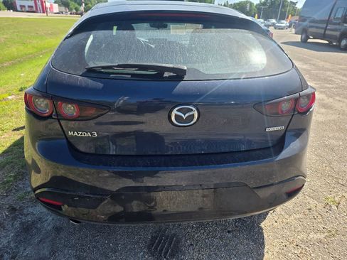 Used 2020 MAZDA MAZDA3 Hatchback FWD image 7