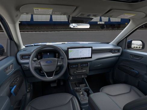 New 2026 Ford Maverick Lobo image 9