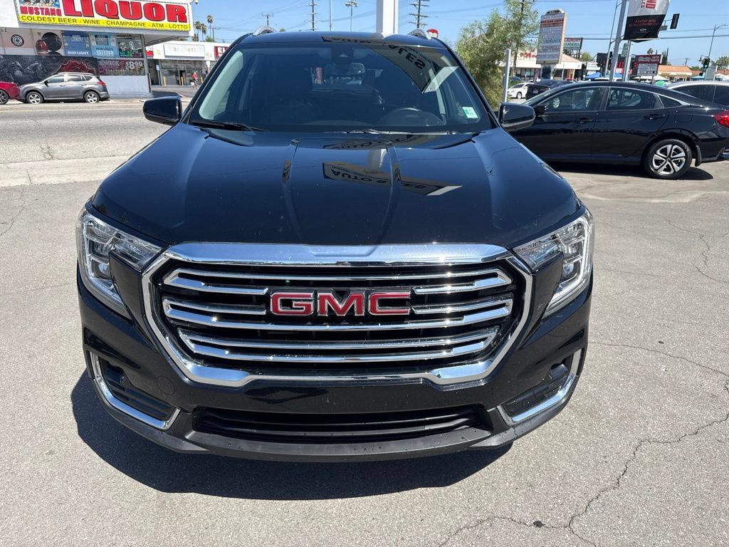 Used 2024 GMC Terrain SLT FWD image 23