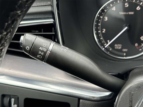 Used 2020 Cadillac XT5 Luxury image 28