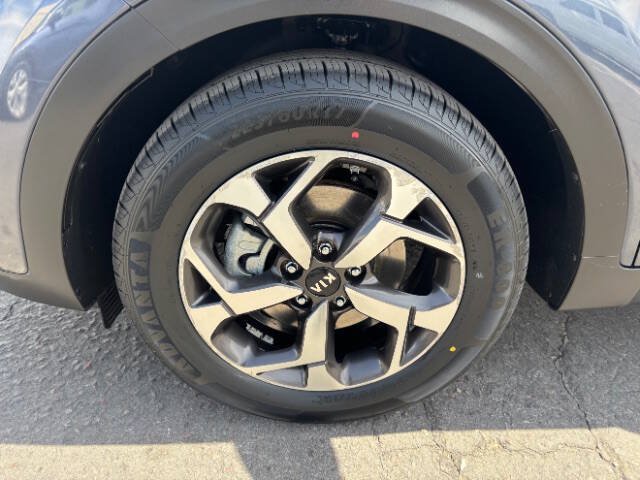 Used 2020 Kia Sportage LX FWD image 9