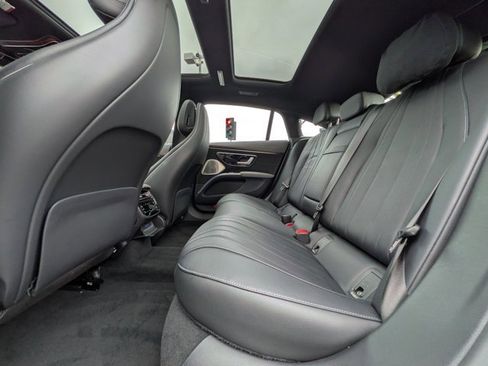 Used 2023 Mercedes-Benz EQS 580 4MATIC Sedan image 20