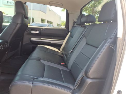 Used 2020 Toyota Tundra Limited w/ Limited Premium Package RWD image 15