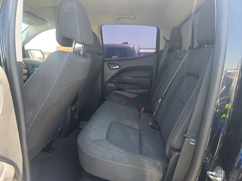Used 2021 Chevrolet Colorado LT w/ LT Convenience Package RWD image 5