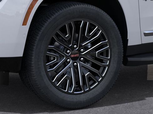 New 2026 GMC Yukon Elevation w/ LPO, Floor Liner Package AWD/4WD image 9