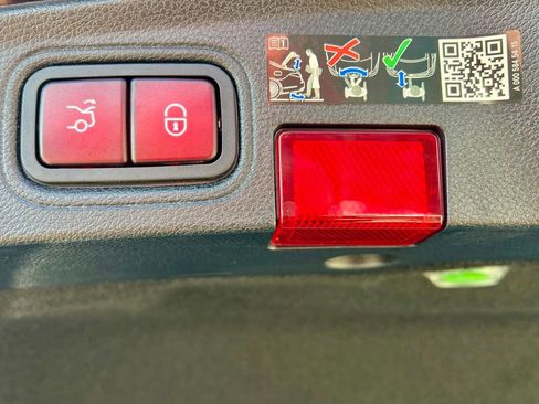 Certified 2023 Mercedes-Benz C 300 C 300 image 42