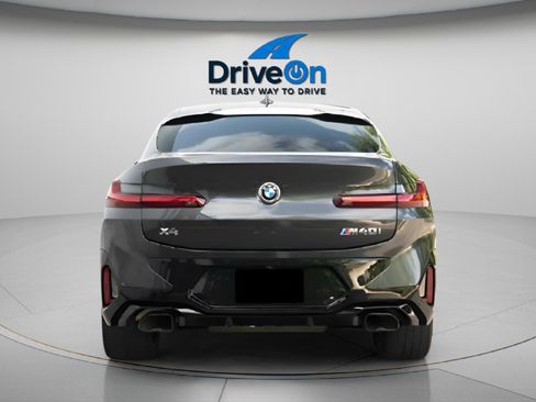 Used 2022 BMW X4 M40i w/ Premium Package image 6